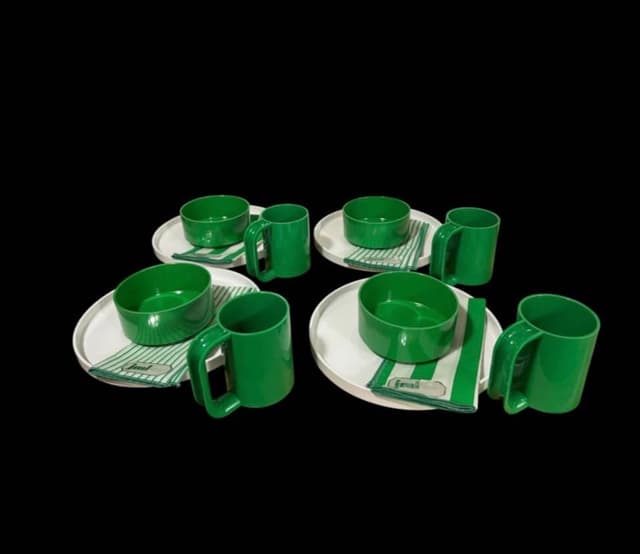 Vintage Heller Mid Century Modern Dining Set with JMI Cloth Napkins